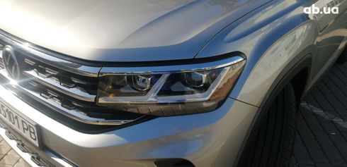 Volkswagen Atlas 2021 серый - фото 12