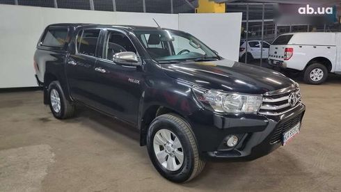 Toyota Hilux 2020 - фото 5