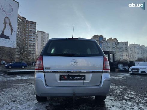 Opel Zafira 2012 - фото 5