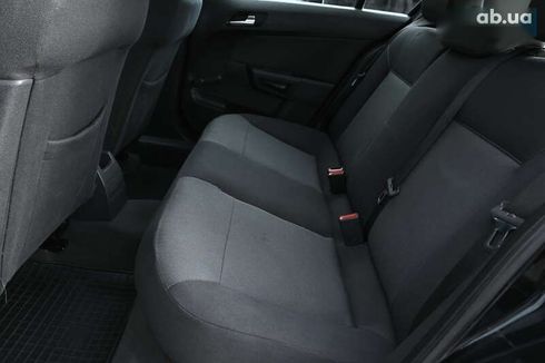 Opel Astra 2006 - фото 30