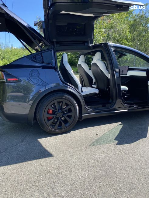 Tesla Model X 2024 серый - фото 4