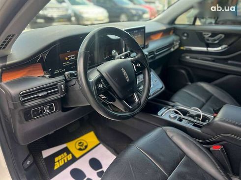 Lincoln Corsair 2022 - фото 11