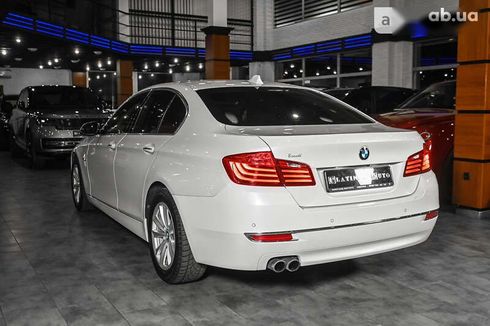 BMW 5 серия 2014 - фото 9