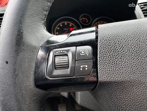 Opel Zafira 2009 черный - фото 32