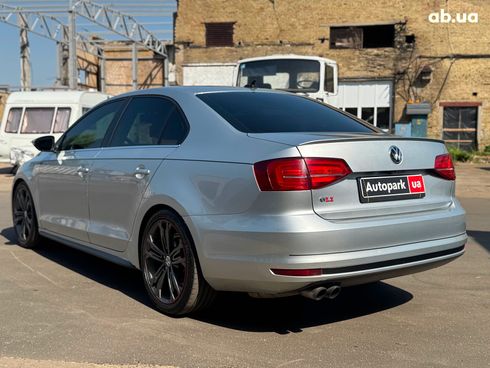 Volkswagen Jetta 2015 серый - фото 8