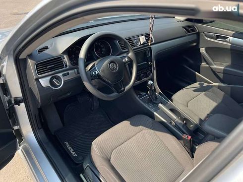 Volkswagen Passat 2016 - фото 21