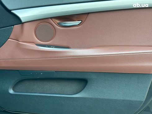 BMW 5 серия 2015 серый - фото 28
