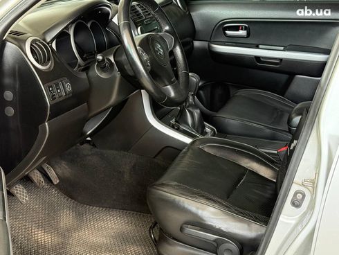 Suzuki Grand Vitara 2006 серый - фото 25
