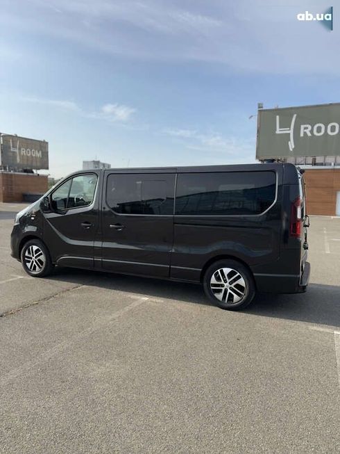 Renault Trafic 2019 - фото 7