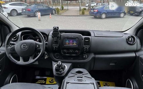 Opel Vivaro 2016 - фото 12