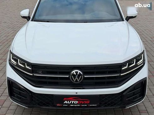 Volkswagen Touareg 2023 - фото 11