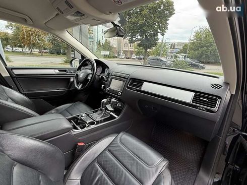 Volkswagen Touareg 2017 - фото 13