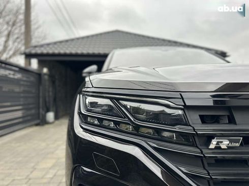 Volkswagen Touareg 2019 - фото 29