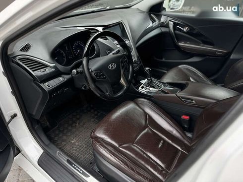 Hyundai Azera 2011 - фото 20