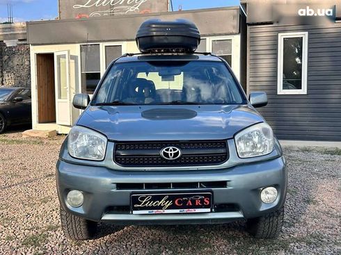 Toyota RAV4 2005 - фото 2