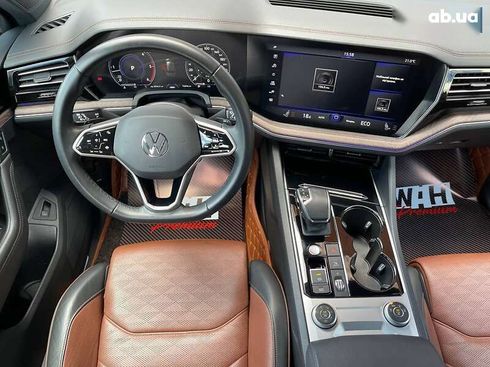 Volkswagen Touareg 2022 - фото 21