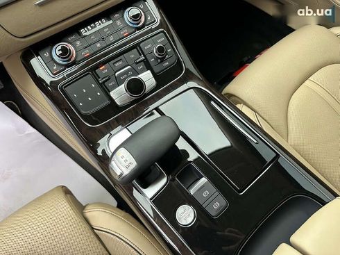 Audi A8 2011 - фото 11