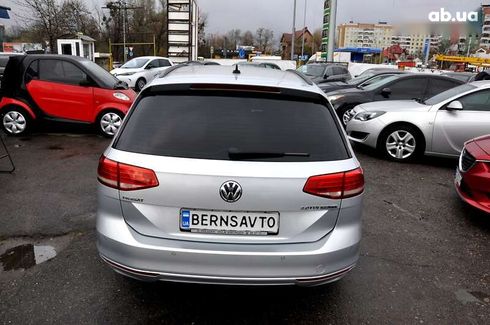 Volkswagen Passat 2018 - фото 8