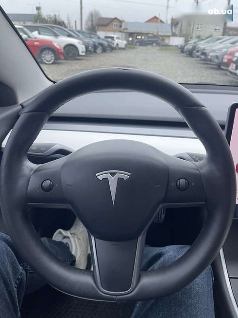 Tesla Model 3 2019 - фото 9