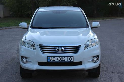 Toyota RAV4 2011 - фото 5