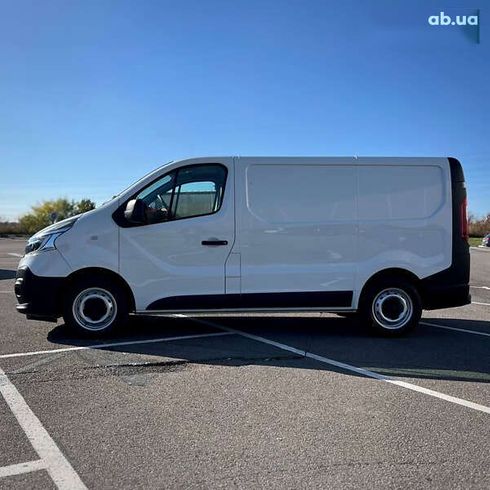 Renault Trafic 2021 - фото 6