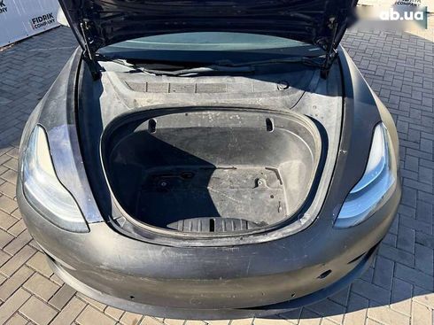 Tesla Model 3 2018 - фото 12