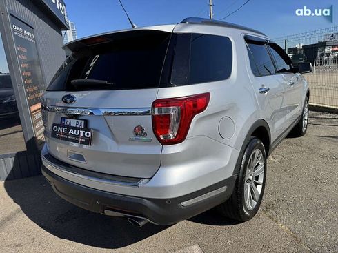 Ford Explorer 2018 - фото 7