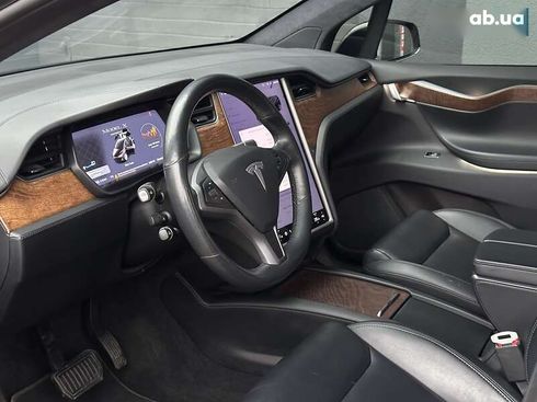 Tesla Model X 2019 - фото 22