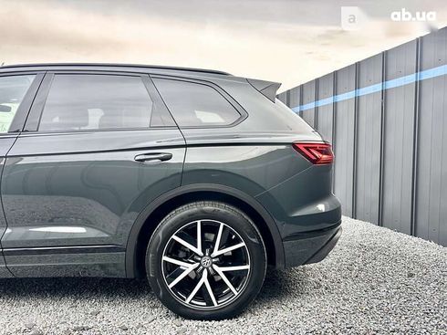 Volkswagen Touareg 2019 - фото 11