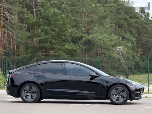 Tesla Model 3 2022 - фото 9