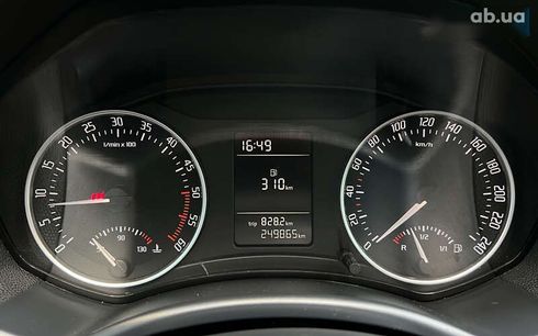 Skoda Octavia 2011 - фото 15