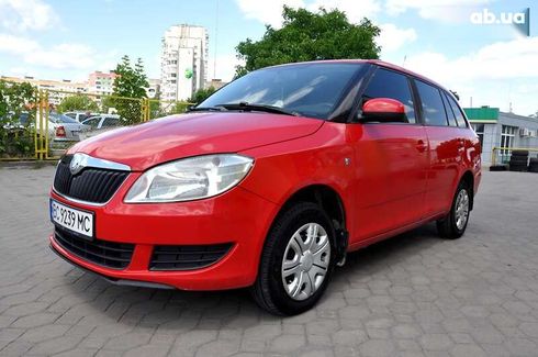 Skoda Fabia 2010 - фото 14