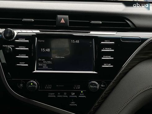 Toyota Camry 2020 - фото 22