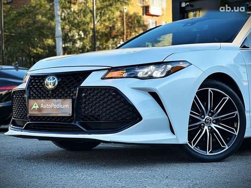 Toyota Avalon 2018 - фото 6