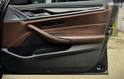 BMW 5 серия 2016 - фото 28