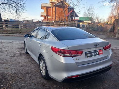 Kia K5 2016 серый - фото 7