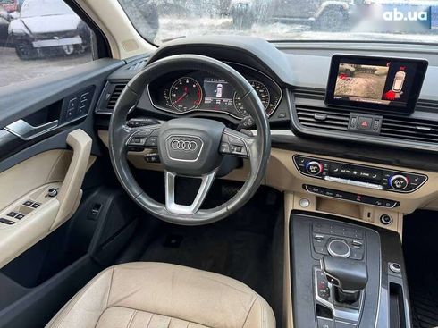 Audi Q5 2018 - фото 11