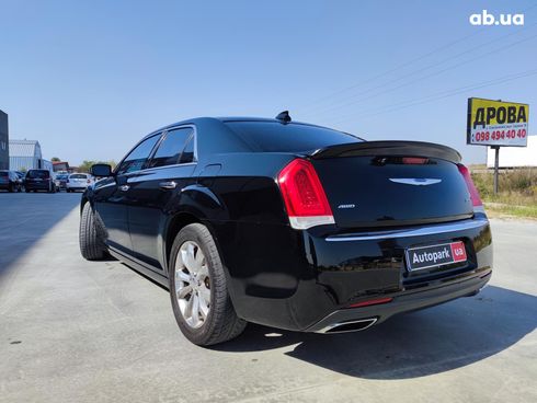 Chrysler 300 2018 черный - фото 7