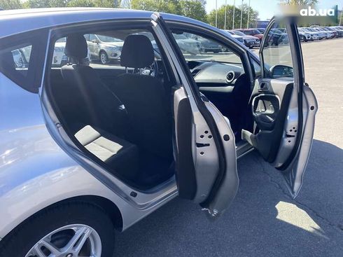Ford Fiesta 2018 - фото 15
