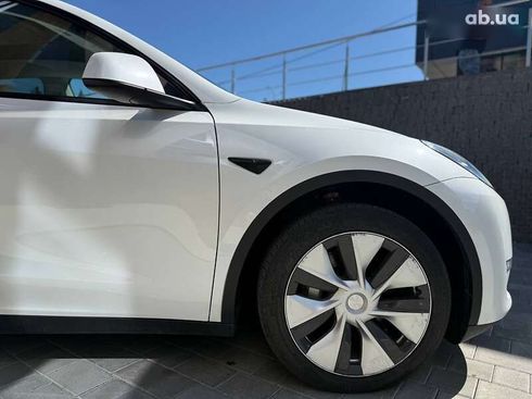 Tesla Model Y 2023 - фото 6