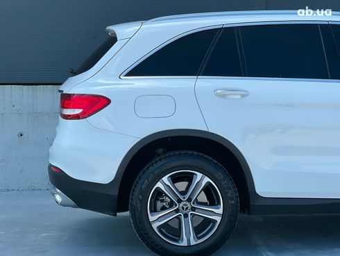 Mercedes-Benz GLC-Класс 2019 белый - фото 16