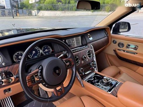 Rolls-Royce Cullinan 2020 - фото 17