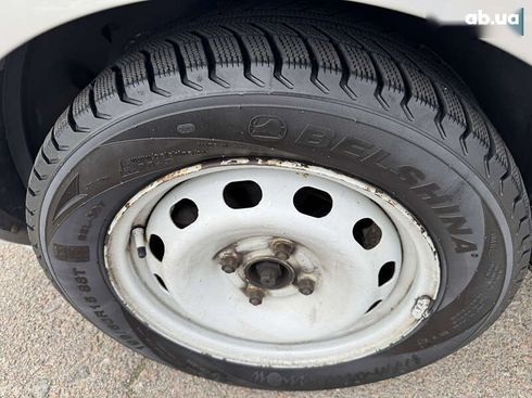 Ford Fusion 2011 - фото 11