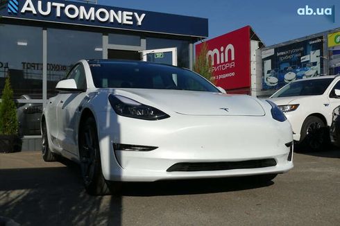 Tesla Model 3 2020 - фото 3