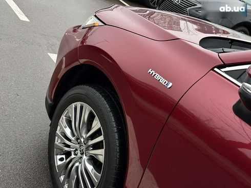 Toyota Venza 2021 - фото 10