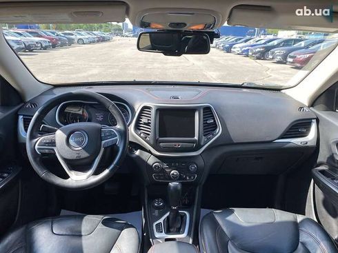 Jeep Cherokee 2016 - фото 18
