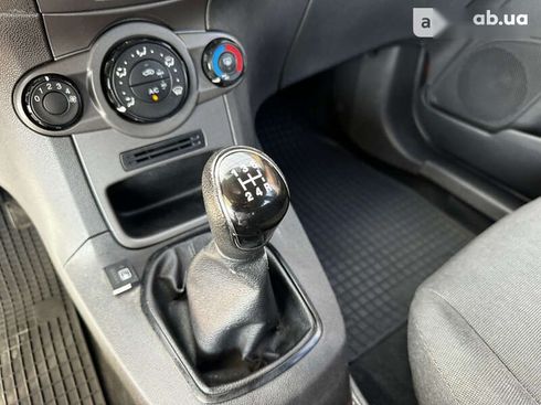 Ford Fiesta 2013 - фото 15