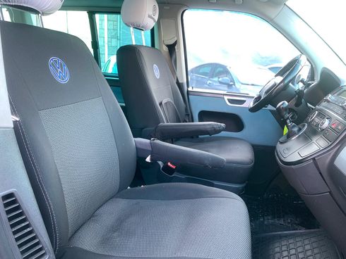 Volkswagen Multivan 2007 серый - фото 30