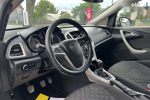 Opel Astra 2012 - фото 9