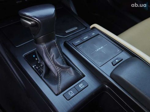Lexus ES 2021 - фото 22